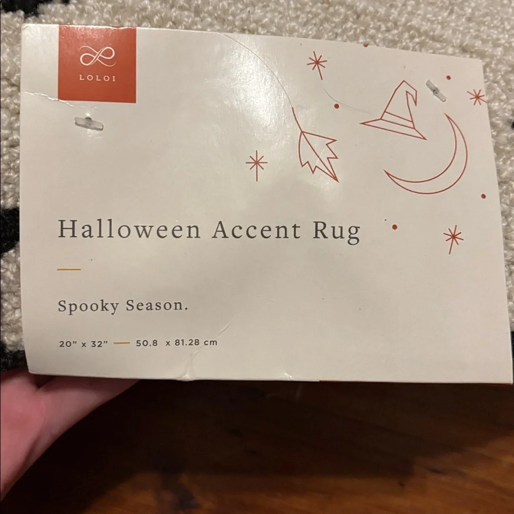 Viral Ghost Accent Rug - Picture 2 of 8